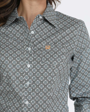 Women’s Stretch Arena Fit Button-Down Western Shirt