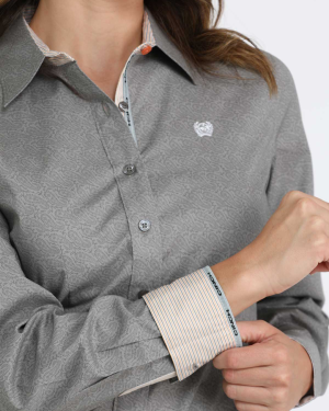 Women’s Arena Fit Button-Down Western Shirt