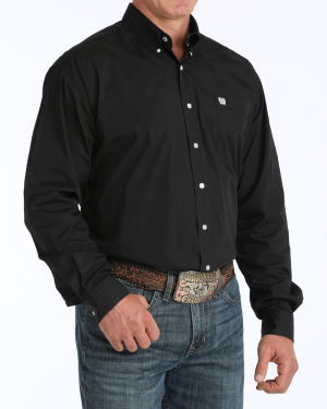 Men’s Solid Classic Fit Button-Down Western Shirt