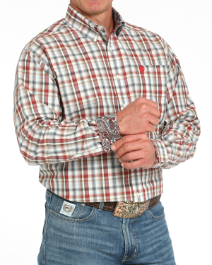 Men’s Classic Fit Button-Down Western Shirt