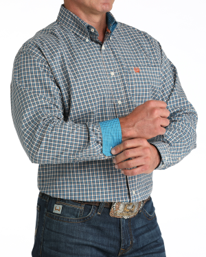 Men’s Classic Fit Button-Down Western Shirt