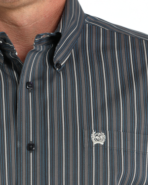 Men’s Classic Fit Button-Down Western Shirt