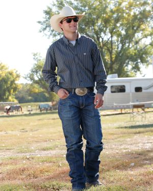 Men’s Classic Fit Button-Down Western Shirt