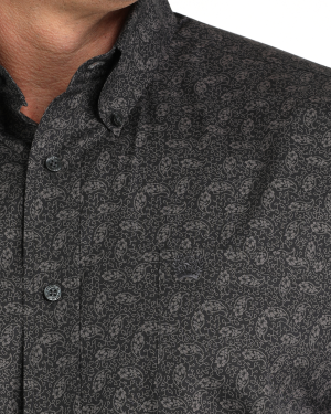 Men’s Classic Fit Button-Down Western Shirt