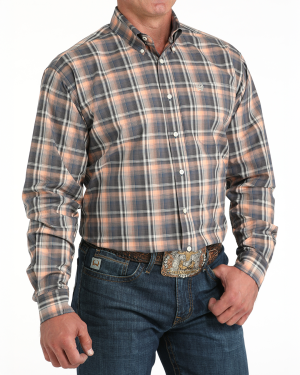 Men’s Classic Fit Button-Down Western Shirt