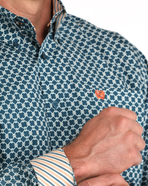 Men’s Classic Fit Button-Down Western Shirt