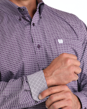 Men’s Classic Fit Button-Down Western Shirt