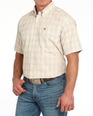 Men’s Classic Fit Button-Down Western Shirt