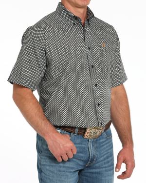 Men’s Classic Fit Button-Down Western Shirt