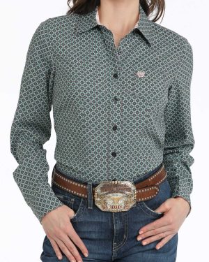 Women’s Arena Fit Button-Down Western Shirt **Final Sale**