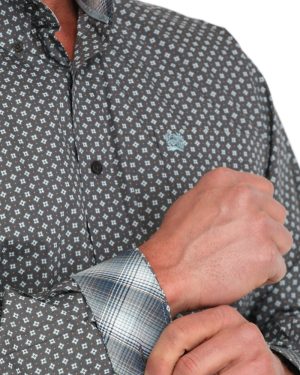 Men’s Classic Fit Button-Down Western Shirt **Final Sale**