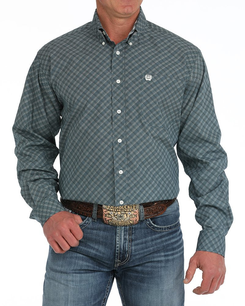 Men's Classic Fit Button-Down Western Shirt **Final Sale**