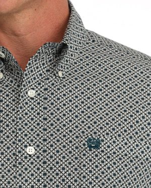 Men’s Classic Fit Button-Down Western Shirt **Final Sale**
