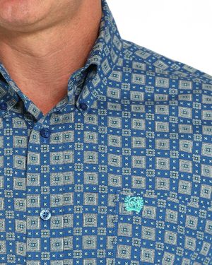 Men’s Classic Fit Button-Down Western Shirt