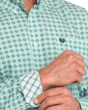 Men’s Classic Fit Button-Down Western Shirt